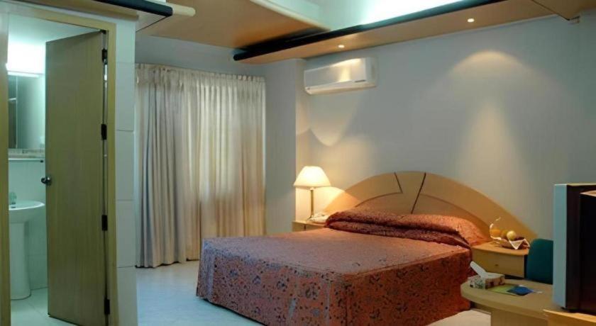 Hotel Tower Inn, Chittagong Exterior photo